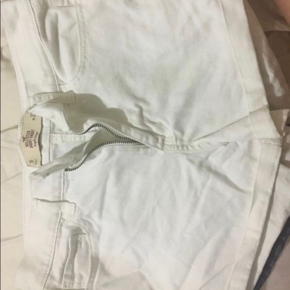 2 items Hollister short shorts - Picture 4 of 5